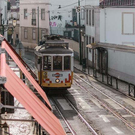 Joivy Elegant 2Br Apt Nearby Tram 28E Stop - Portas Sol Lisbon Exterior photo