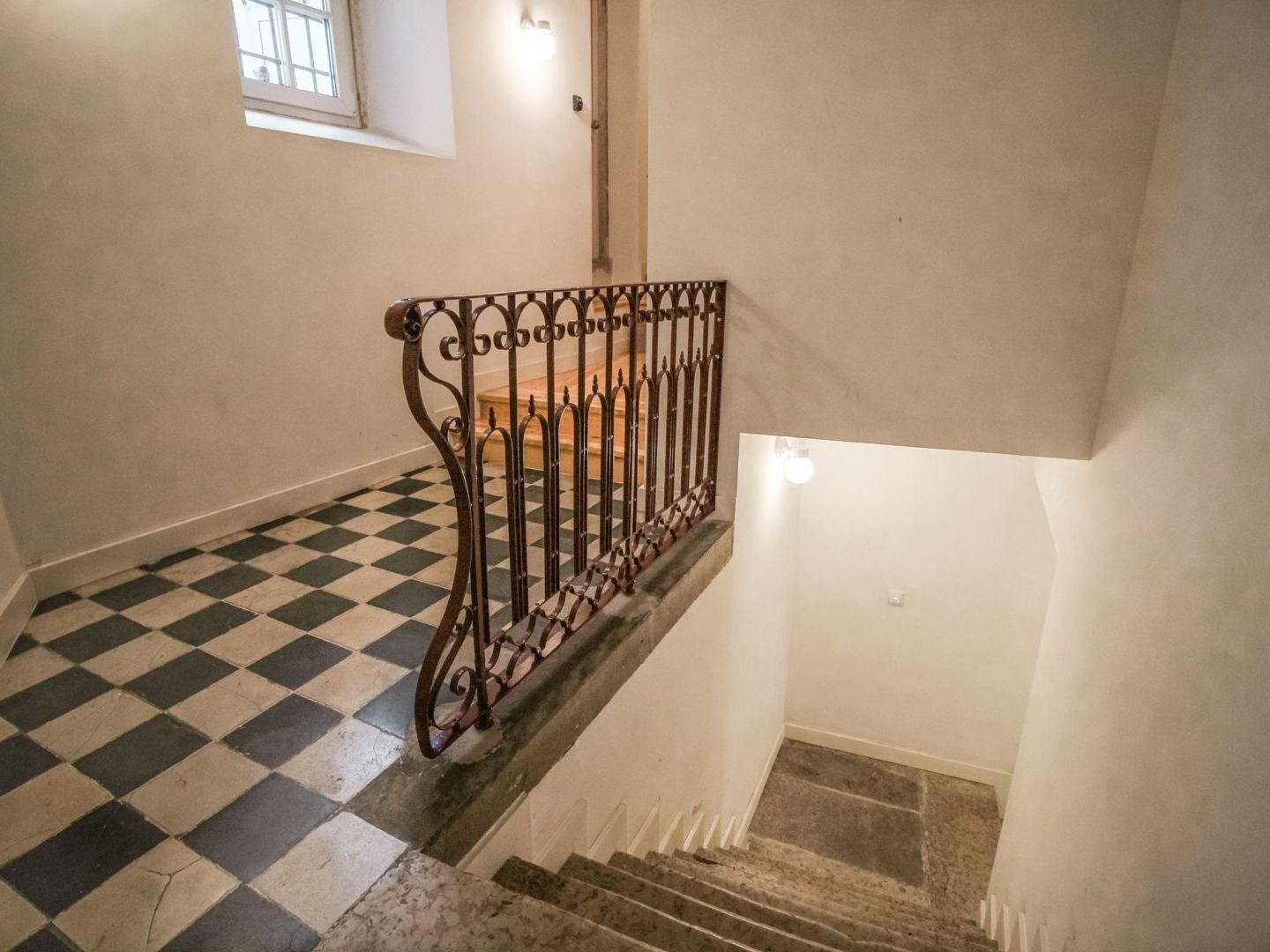 Joivy Elegant 2Br Apt Nearby Tram 28E Stop - Portas Sol Lisbon Exterior photo