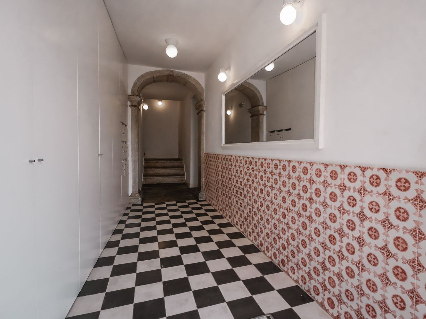 Joivy Elegant 2Br Apt Nearby Tram 28E Stop - Portas Sol Lisbon Exterior photo